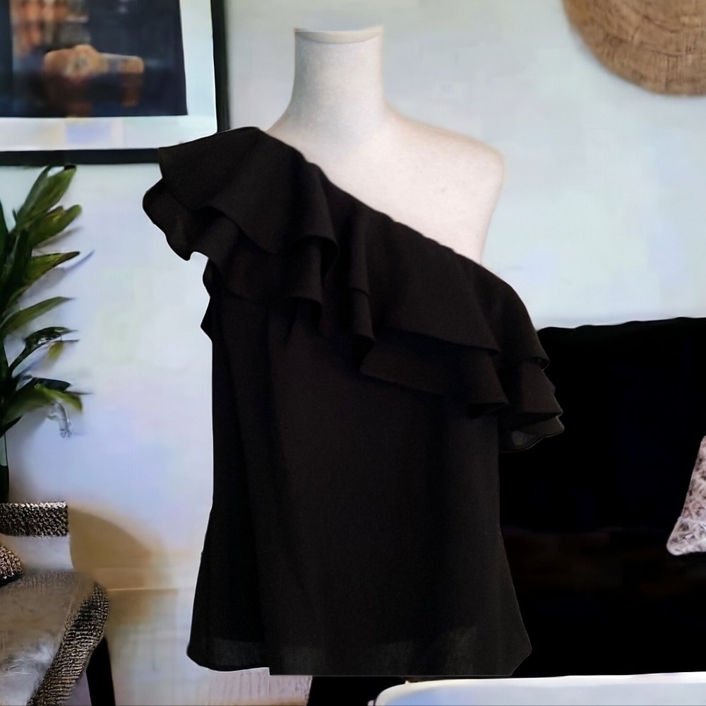 New! APT.9 one shoulder ruffle blouse Sz Xl